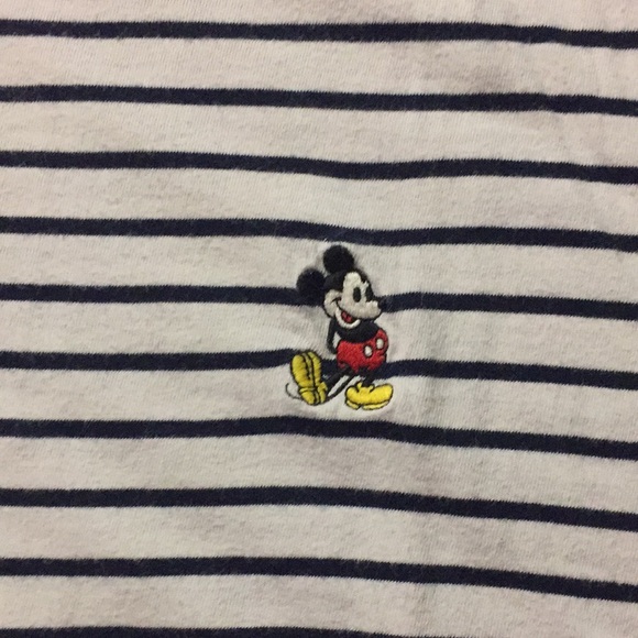 UNIQLO x Disney Mickey Mouse Tee - Picture 2 of 3